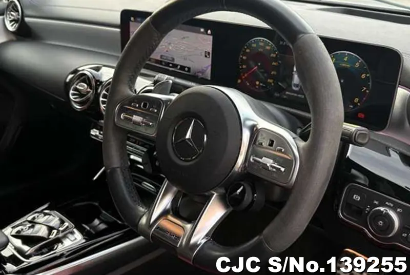 2020 Mercedes Benz / CLA Class Stock No. 139255
