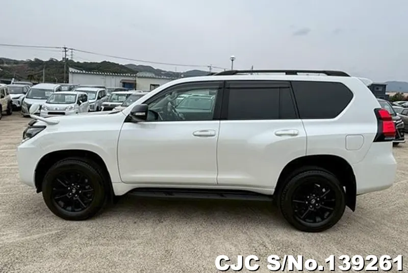 2023 Toyota / Land Cruiser Prado Stock No. 139261