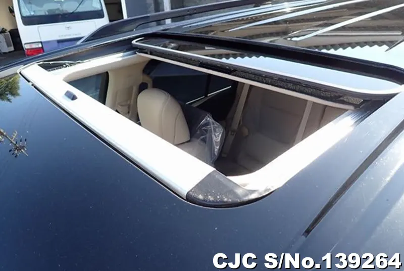 2023 Toyota / Land Cruiser Stock No. 139264