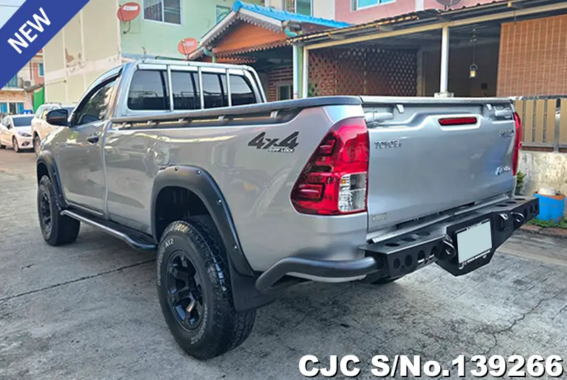 2021 Toyota / Hilux / Revo Stock No. 139266