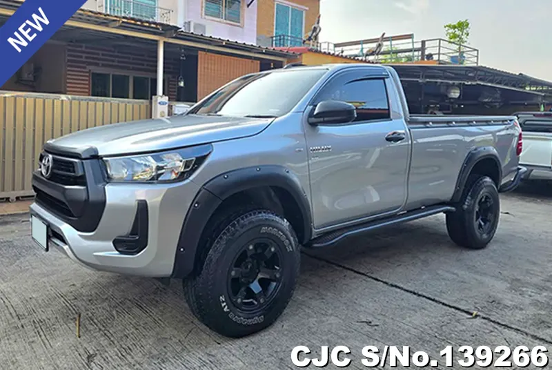 2021 Toyota / Hilux / Revo Stock No. 139266