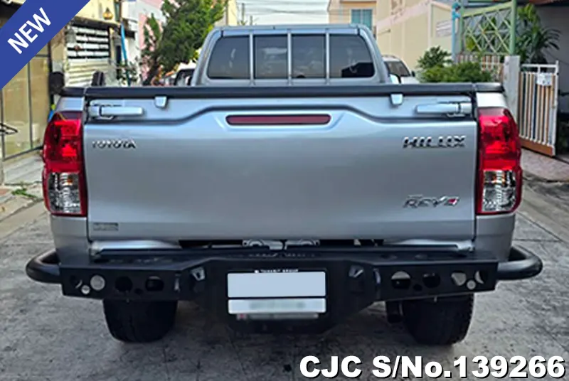 2021 Toyota / Hilux / Revo Stock No. 139266