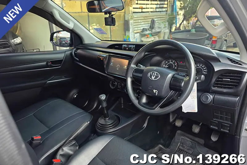 2021 Toyota / Hilux / Revo Stock No. 139266