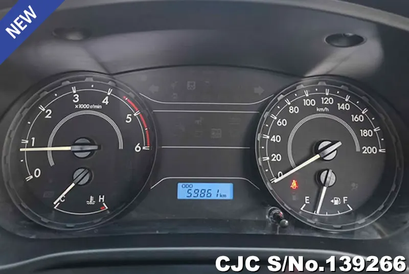 2021 Toyota / Hilux / Revo Stock No. 139266
