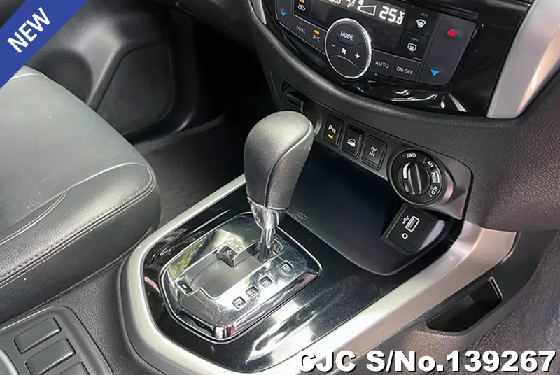 2020 Nissan / Navara Stock No. 139267