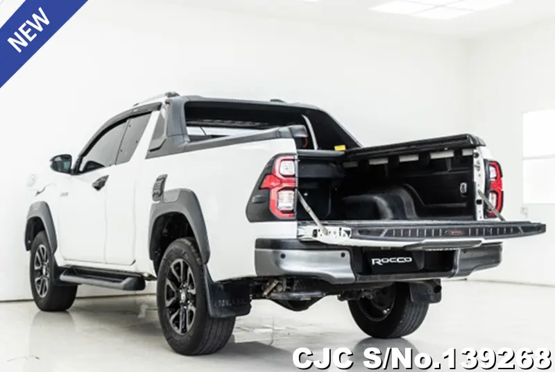 2021 Toyota / Hilux / Revo Rocco Stock No. 139268
