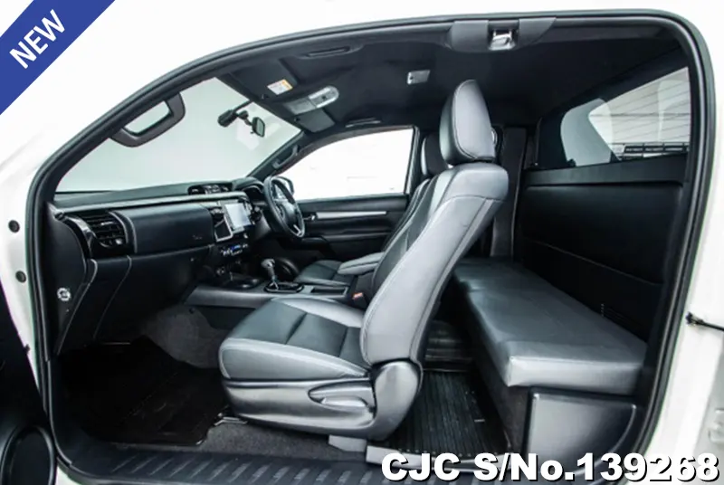 2021 Toyota / Hilux / Revo Rocco Stock No. 139268