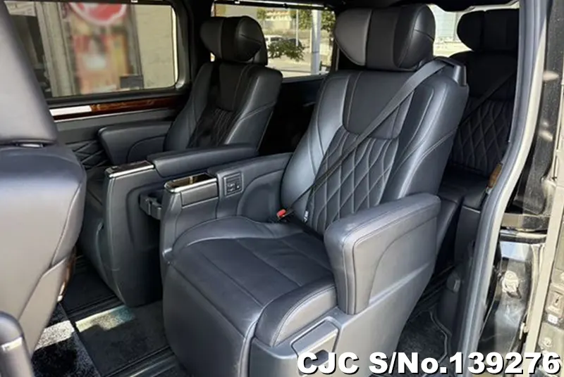 2020 Toyota / GranAce Stock No. 139276