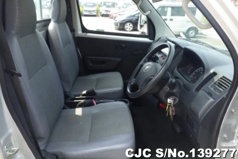 2019 Toyota / Liteace / Truck Stock No. 139277