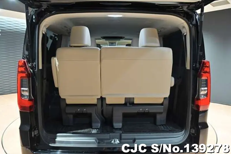 2020 Toyota / GranAce Stock No. 139278