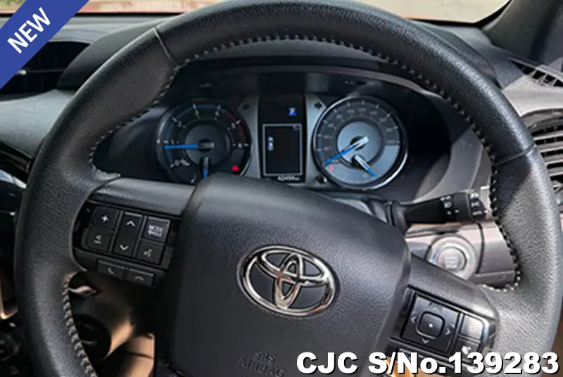 2022 Toyota / Hilux / Revo Rocco Stock No. 139283