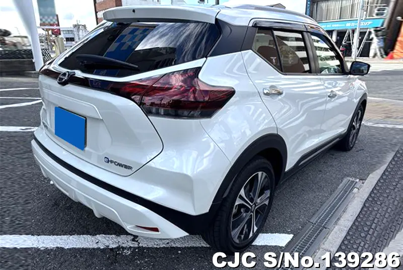 2025 Nissan / Kicks Stock No. 139286