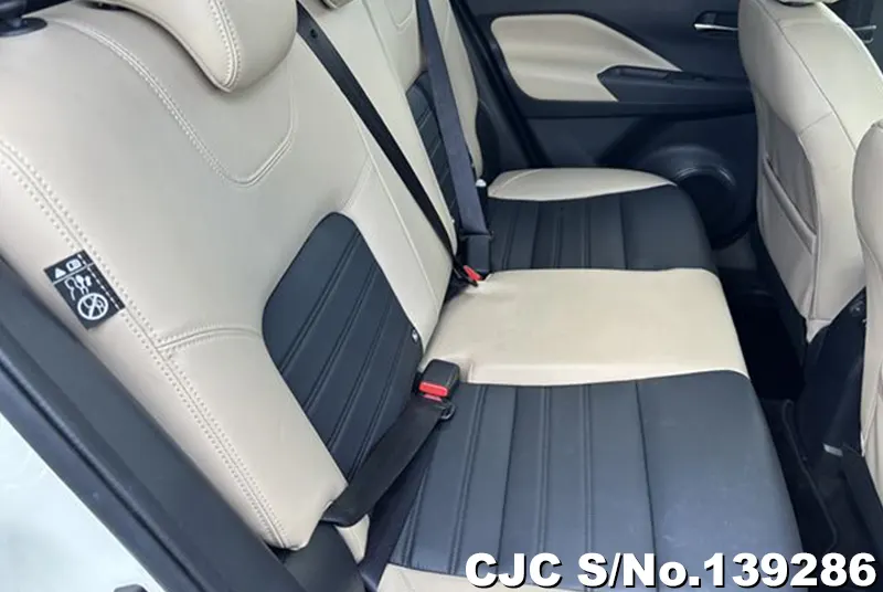 2025 Nissan / Kicks Stock No. 139286