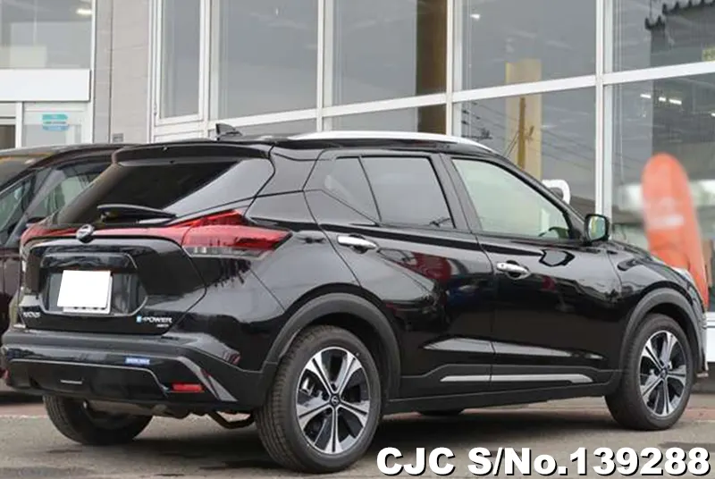 2025 Nissan / Kicks Stock No. 139288