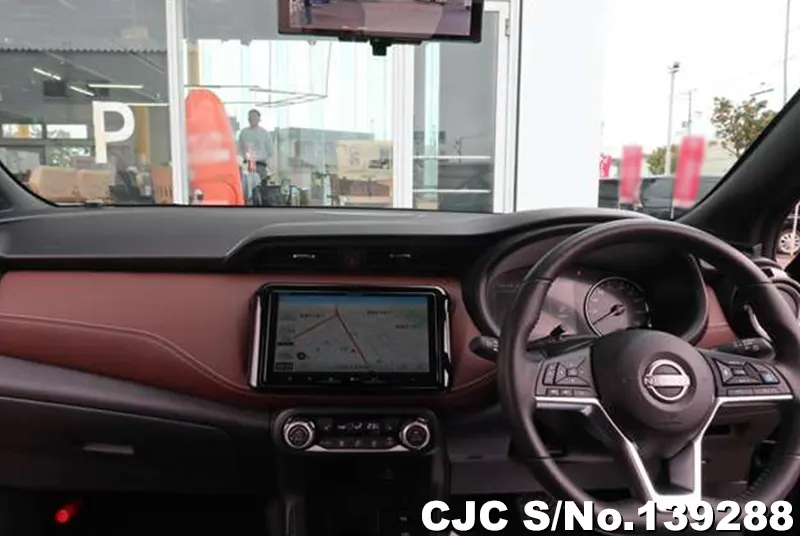 2025 Nissan / Kicks Stock No. 139288