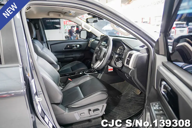 2023 Mitsubishi / Triton Stock No. 139308
