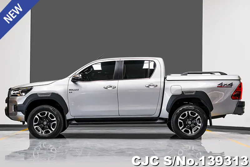 2023 Toyota / Hilux / Revo Stock No. 139313