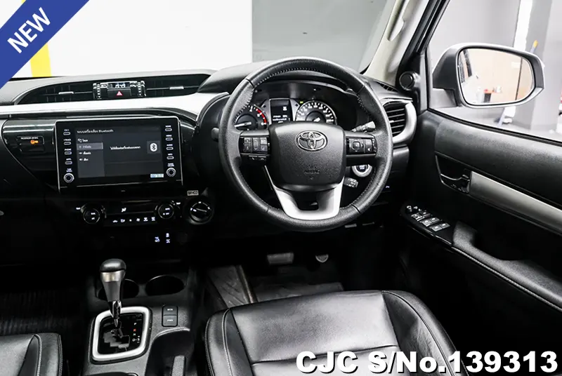 2023 Toyota / Hilux / Revo Stock No. 139313