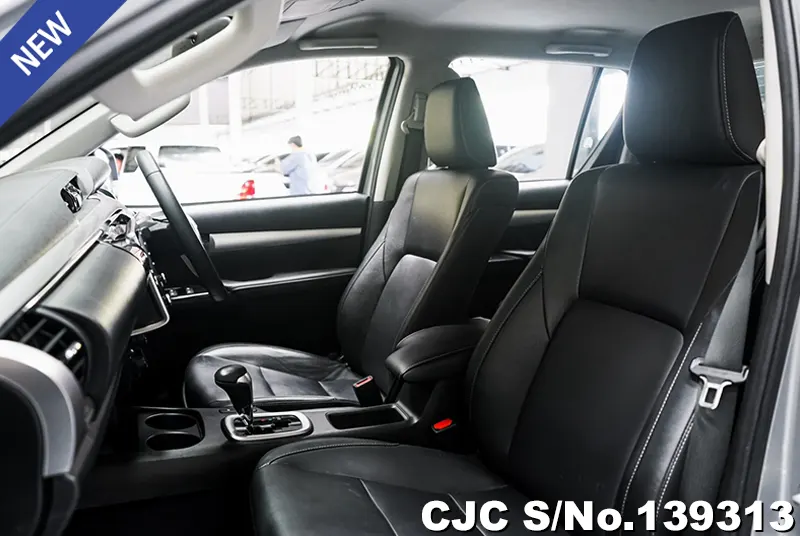 2023 Toyota / Hilux / Revo Stock No. 139313
