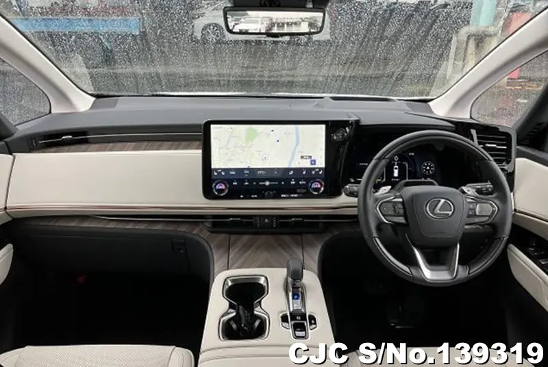 2024 Lexus / LM500h Stock No. 139319