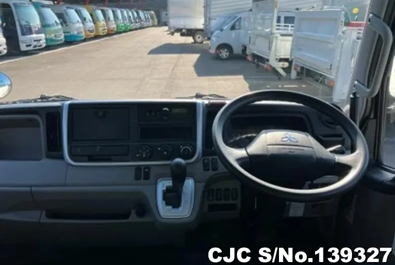 2016 Mitsubishi / Canter Stock No. 139327