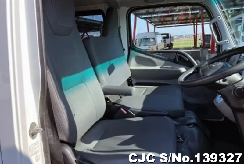 2016 Mitsubishi / Canter Stock No. 139327