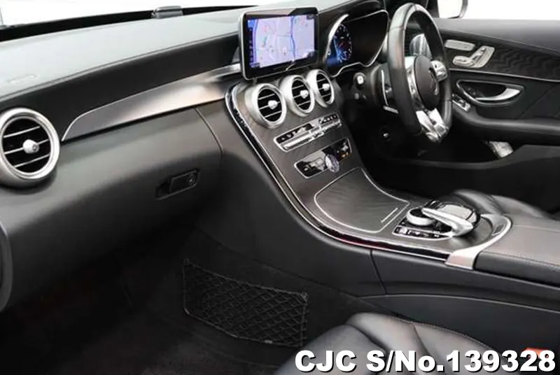 2020 Mercedes Benz / C Class Stock No. 139328