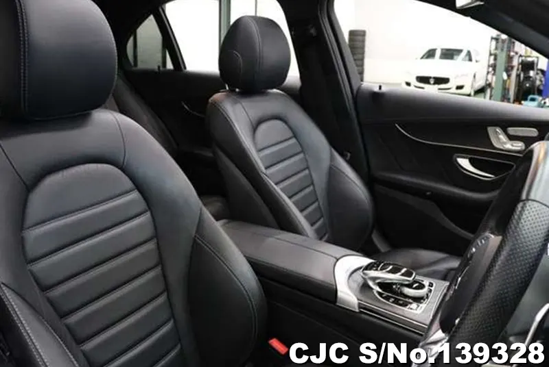 2020 Mercedes Benz / C Class Stock No. 139328