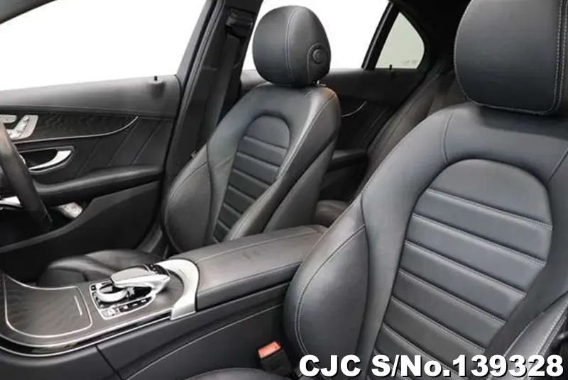 2020 Mercedes Benz / C Class Stock No. 139328