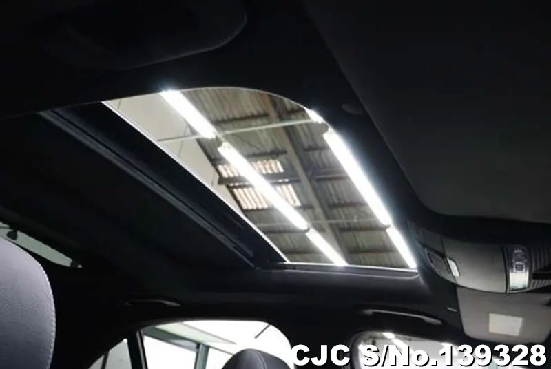 2020 Mercedes Benz / C Class Stock No. 139328