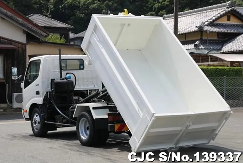 2012 Hino / Dutro Stock No. 139337