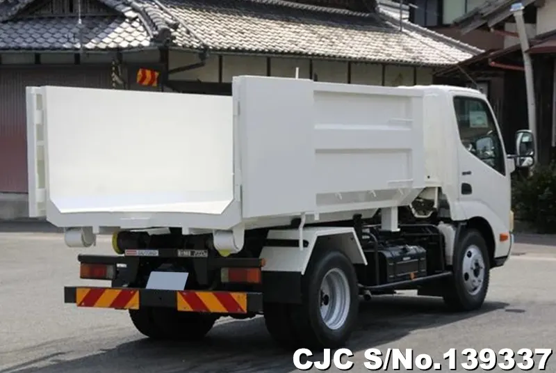2012 Hino / Dutro Stock No. 139337