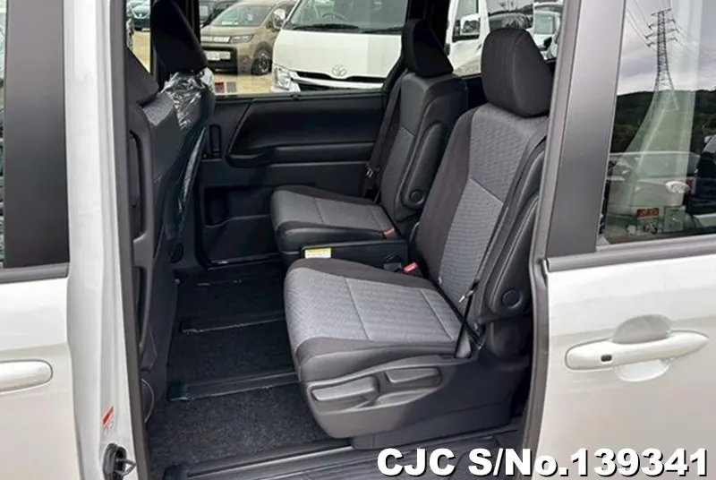 2026 Suzuki / Landy Stock No. 139341