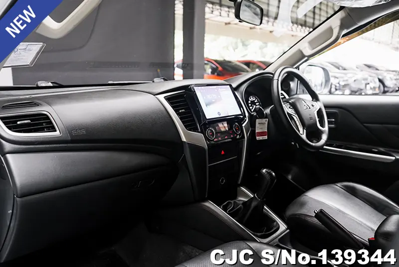 2024 Mitsubishi / Triton Stock No. 139344