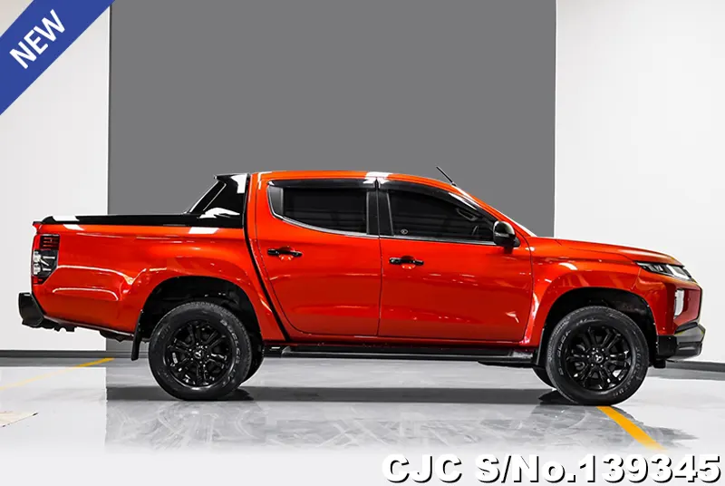 2022 Mitsubishi / Triton Stock No. 139345