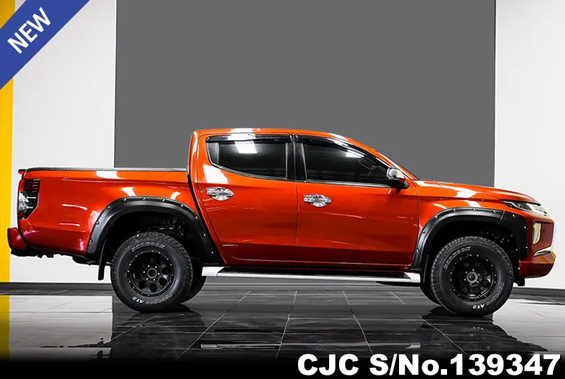 2019 Mitsubishi / Triton Stock No. 139347