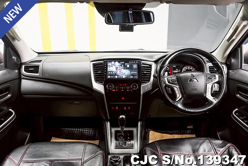 2019 Mitsubishi / Triton Stock No. 139347