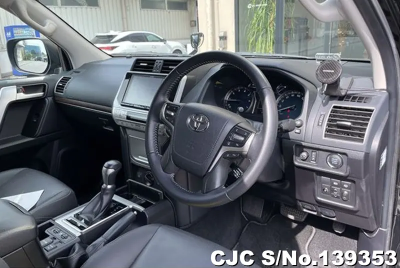 2022 Toyota / Land Cruiser Prado Stock No. 139353
