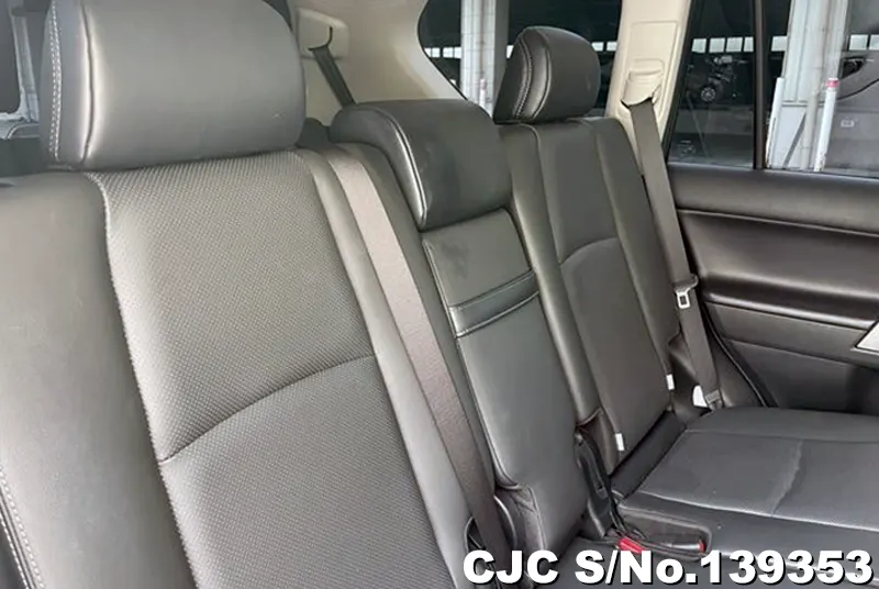 2022 Toyota / Land Cruiser Prado Stock No. 139353