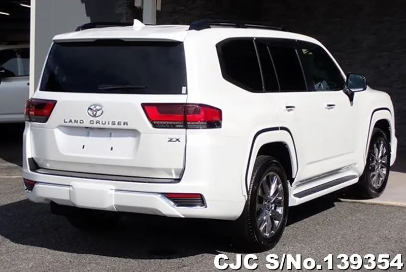 2023 Toyota / Land Cruiser Stock No. 139354