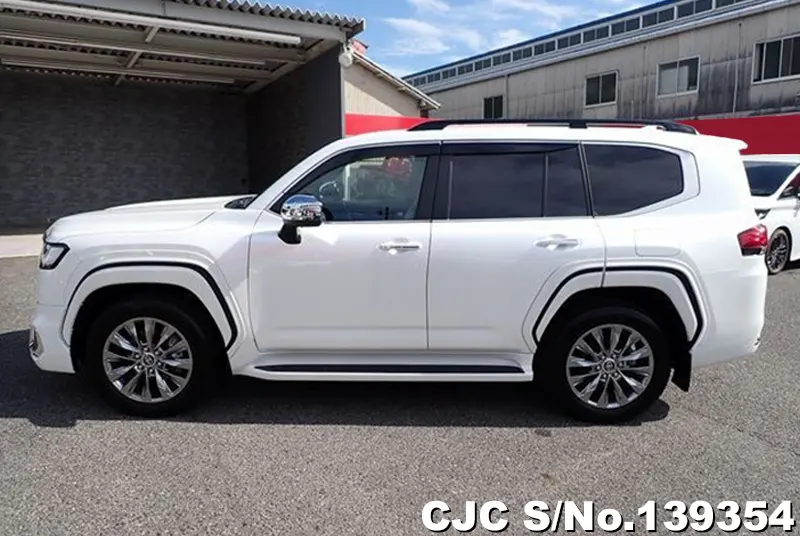 2023 Toyota / Land Cruiser Stock No. 139354