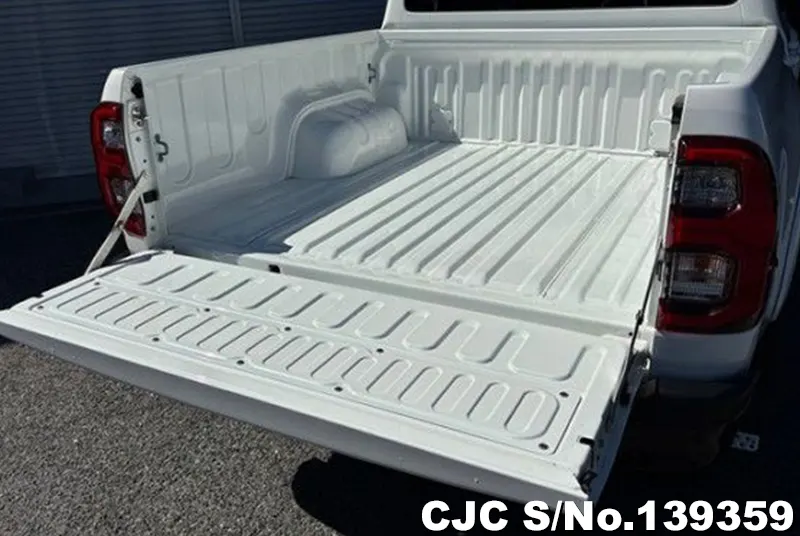 2023 Toyota / Hilux Stock No. 139359