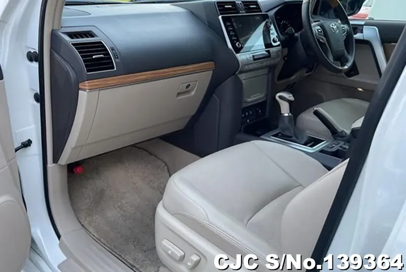 2023 Toyota / Land Cruiser Prado Stock No. 139364
