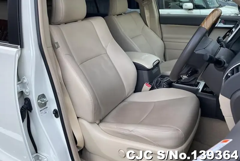 2023 Toyota / Land Cruiser Prado Stock No. 139364