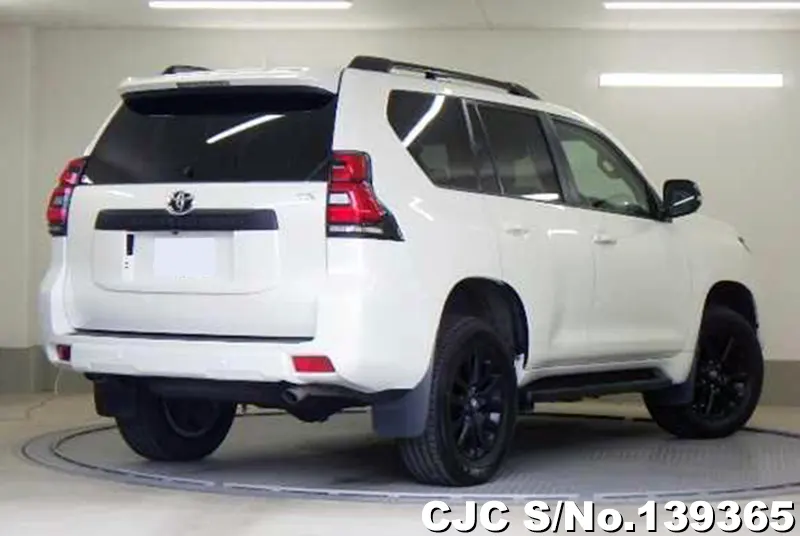 2023 Toyota / Land Cruiser Prado Stock No. 139365