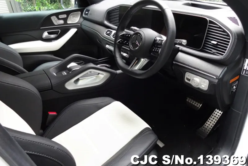 2025 Mercedes Benz / GLE Class Stock No. 139369