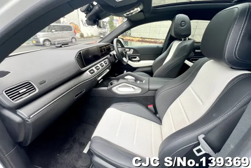 2025 Mercedes Benz / GLE Class Stock No. 139369