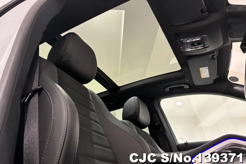 2025 Mercedes Benz / GLE Class Stock No. 139371