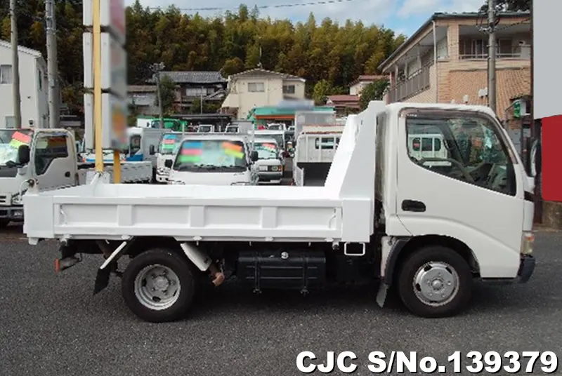 2007 Hino / Dutro Stock No. 139379