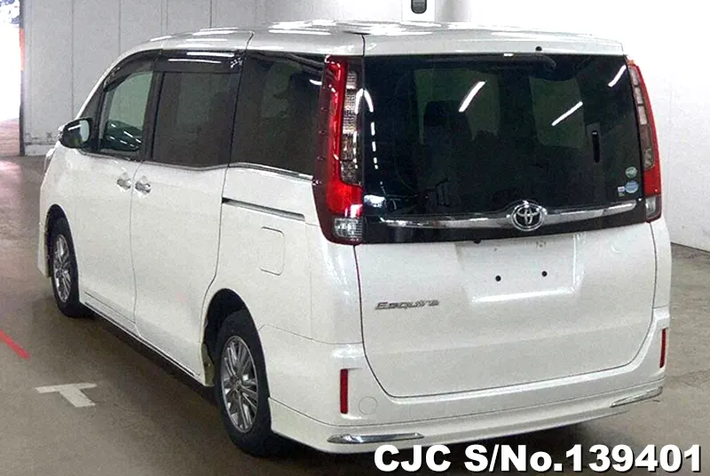 2016 Toyota / Esquire Stock No. 139401